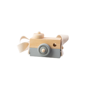 لعبة حصان خشبي